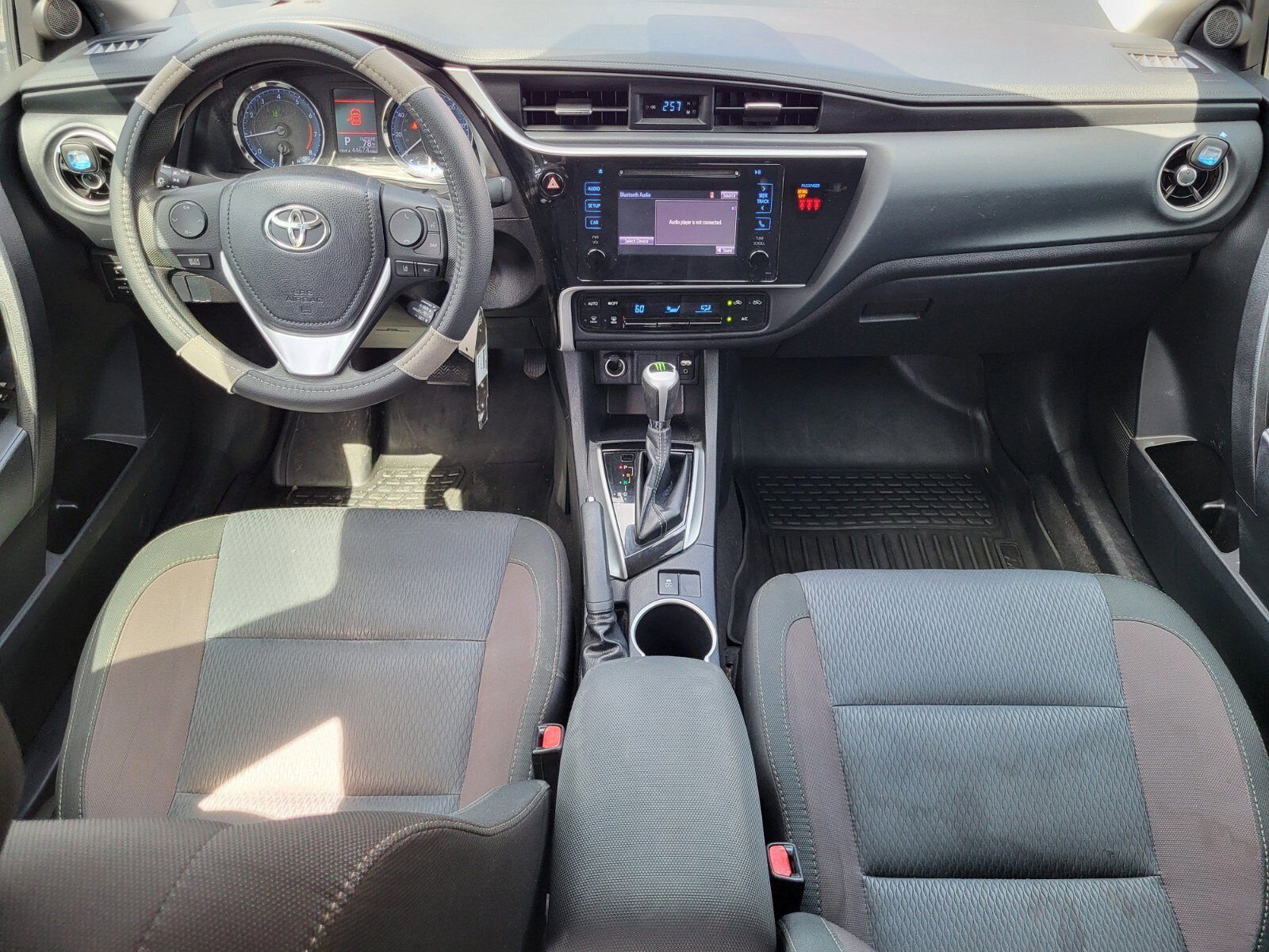 Used 2019 Toyota Corolla LE image 13
