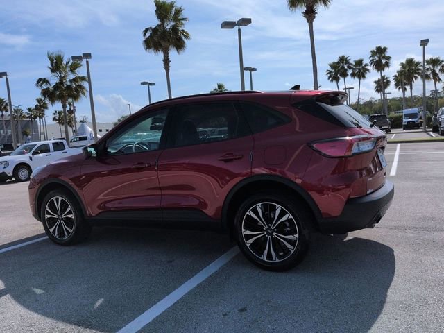 Certified 2022 Ford Escape SE w/ SE Sport Appearance Package image 6