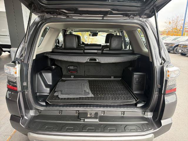 Used 2023 Toyota 4Runner TRD Off-Road Premium w/ Off Road Premium Plus Package AWD/4WD image 17