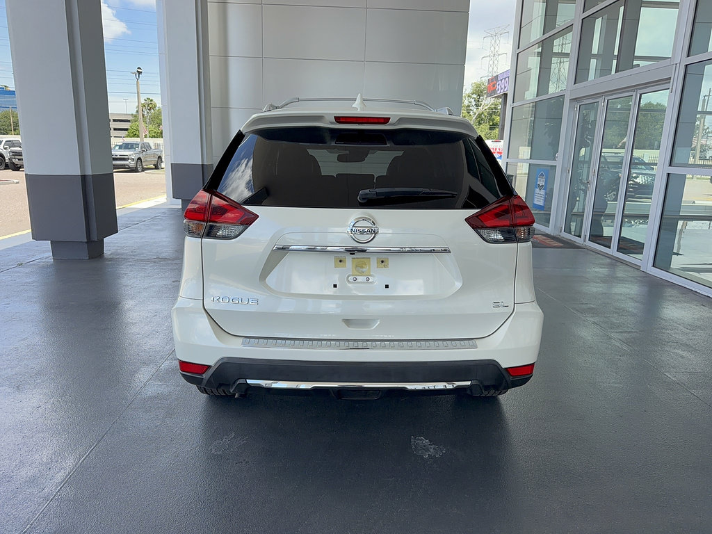 Used 2018 Nissan Rogue SL w/ Premium Package FWD image 5