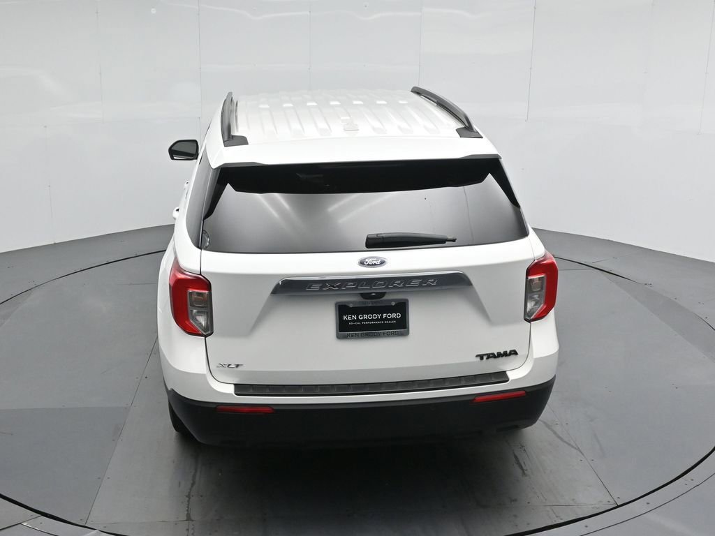 Certified 2024 Ford Explorer XLT RWD image 38