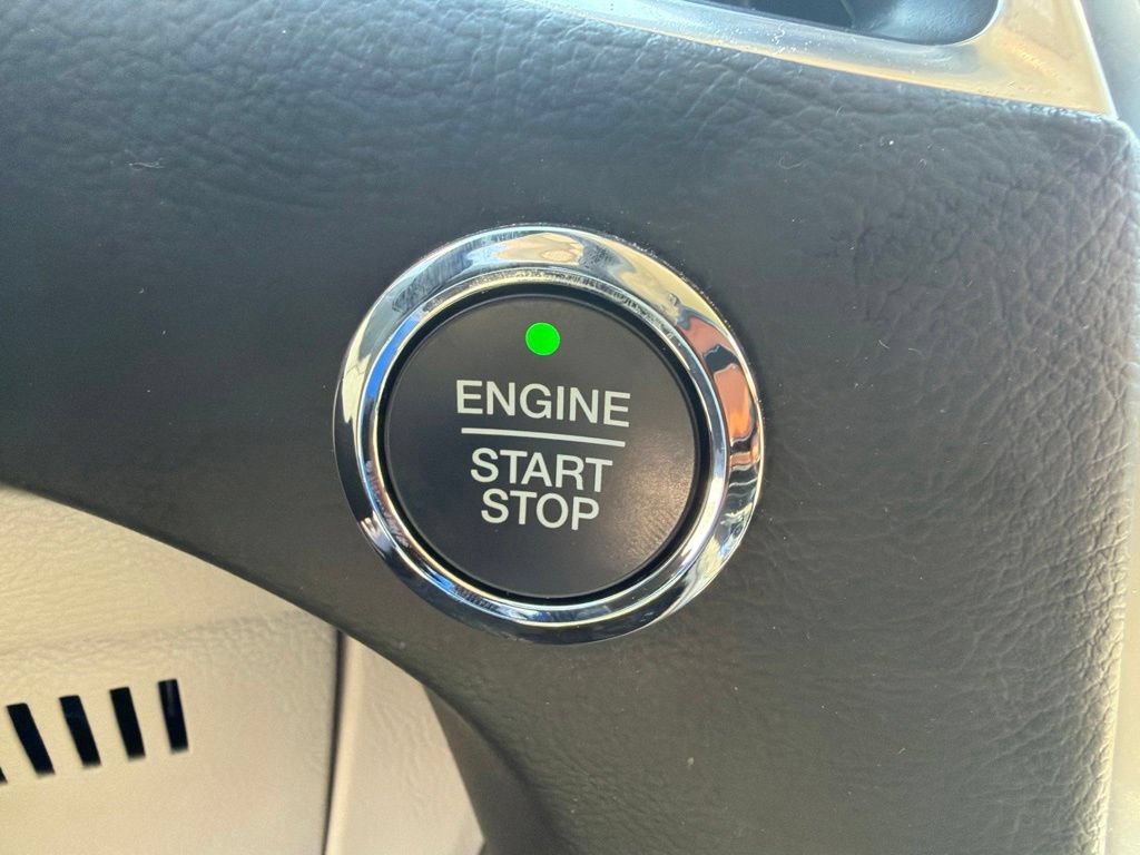 Certified 2024 Ford Edge Titanium AWD/4WD image 29