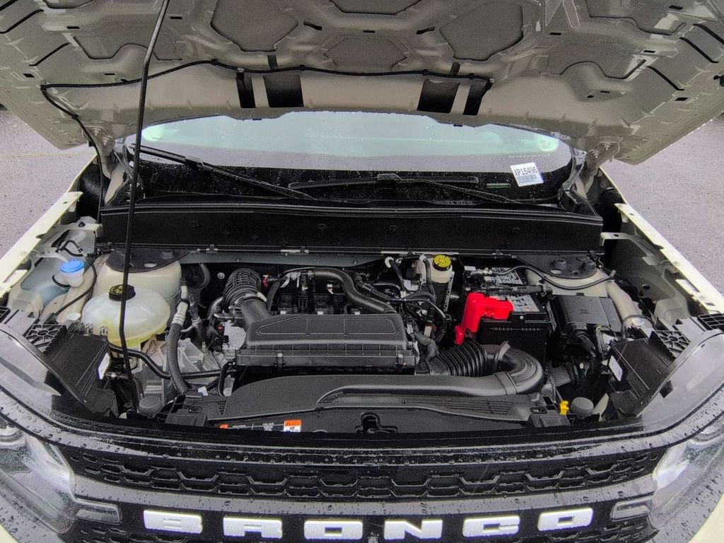Certified 2025 Ford Bronco Sport Outer Banks w/ Outer Banks Tech Package+ image 31