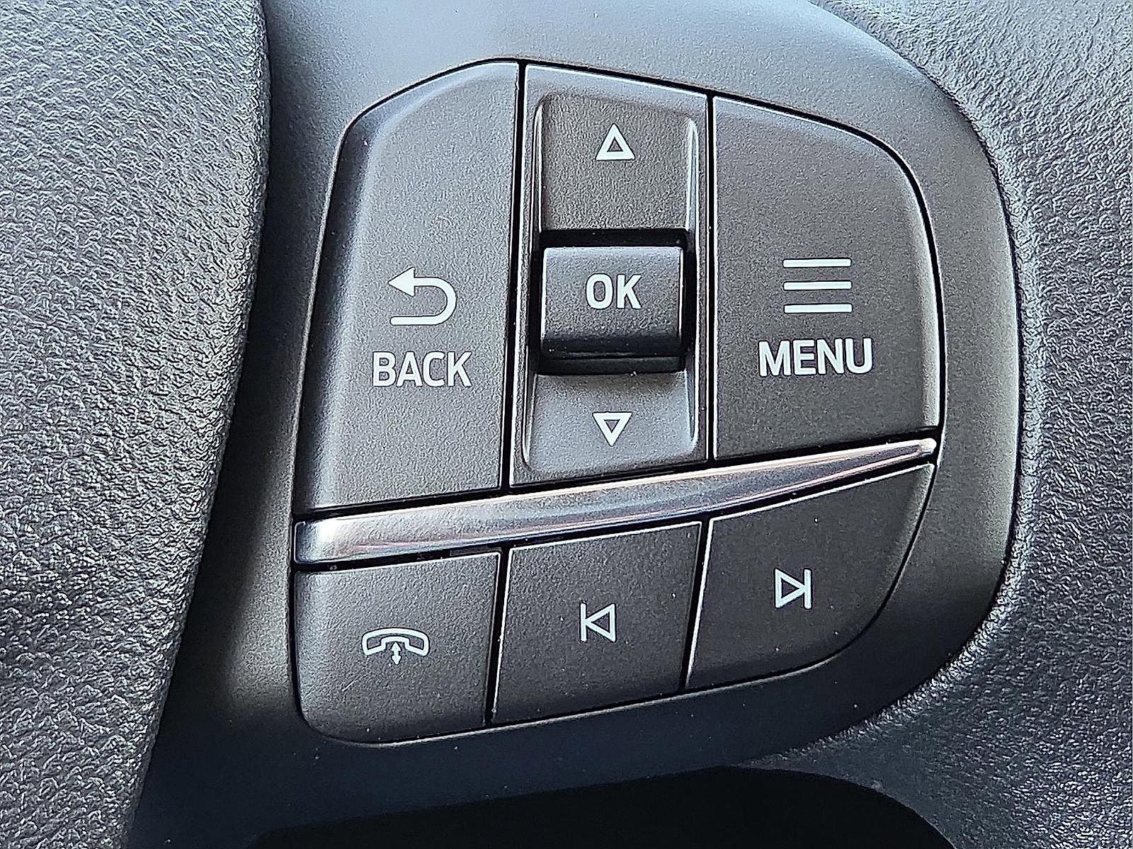 Certified 2025 Ford Escape Active FWD image 19