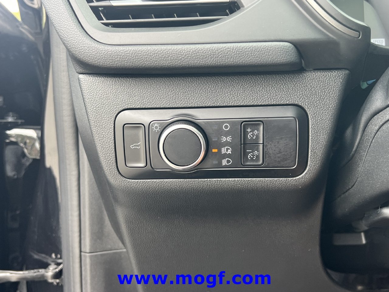 Certified 2023 Ford Escape Active w/ Tech Pack #1 FWD image 17