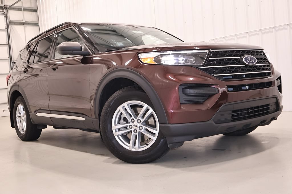 Certified 2020 Ford Explorer XLT w/ Class III Trailer Tow Package AWD/4WD image 43