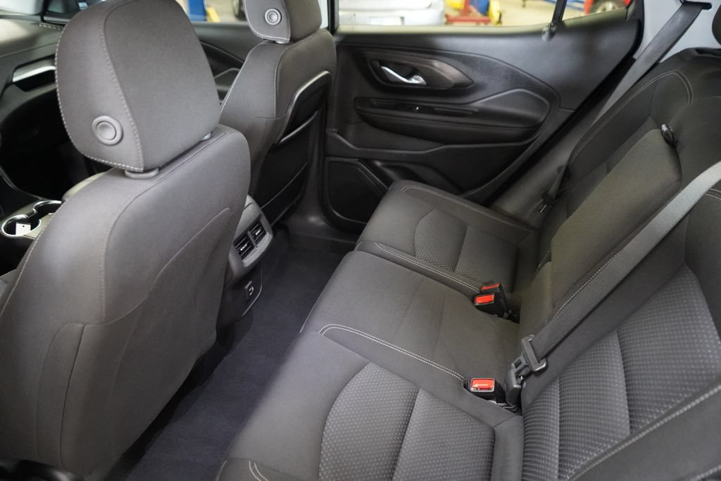 Used 2024 GMC Terrain SLE AWD/4WD image 28