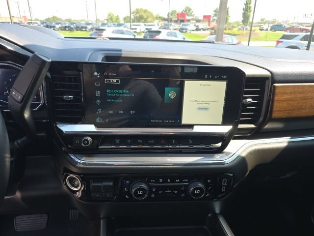 Used 2024 Chevrolet Silverado 2500 High Country w/ Technology Package AWD/4WD image 21