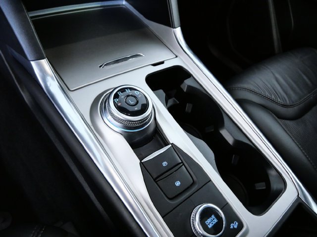 Certified 2023 Ford Explorer Platinum w/ Technology Package AWD/4WD image 23