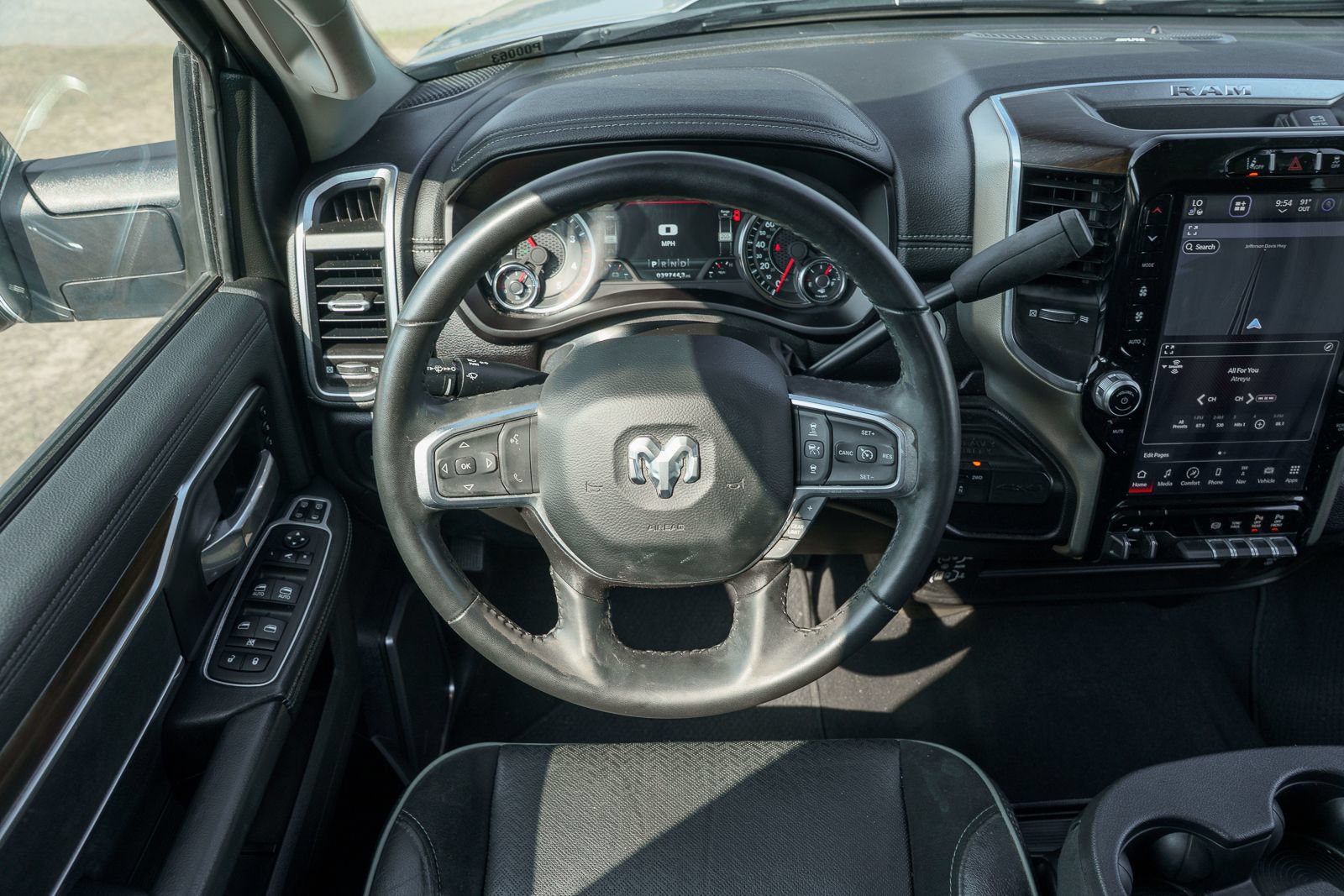 Used 2024 RAM 2500 Laramie w/ Safety Group AWD/4WD image 26