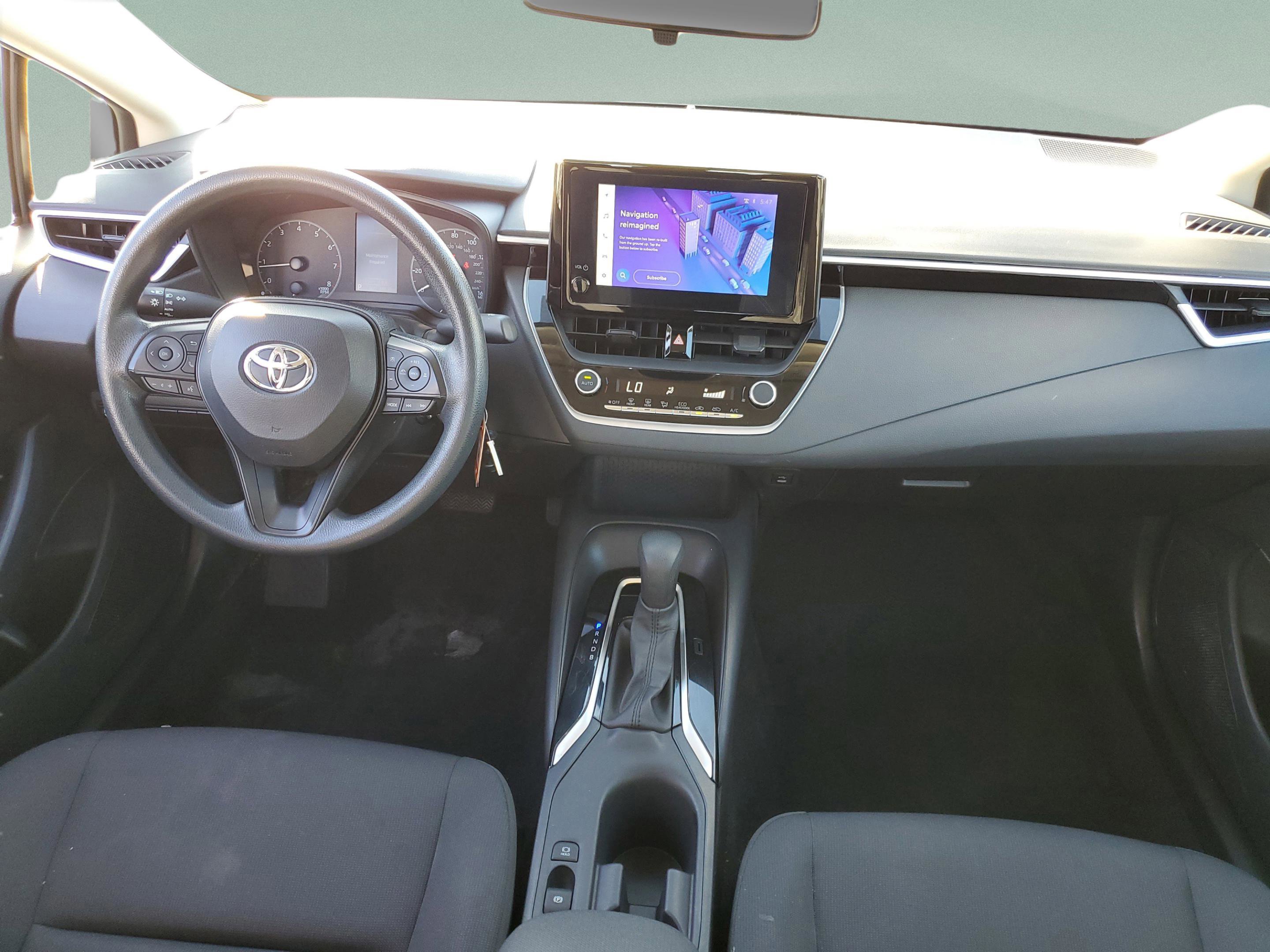 Used 2024 Toyota Corolla LE image 12