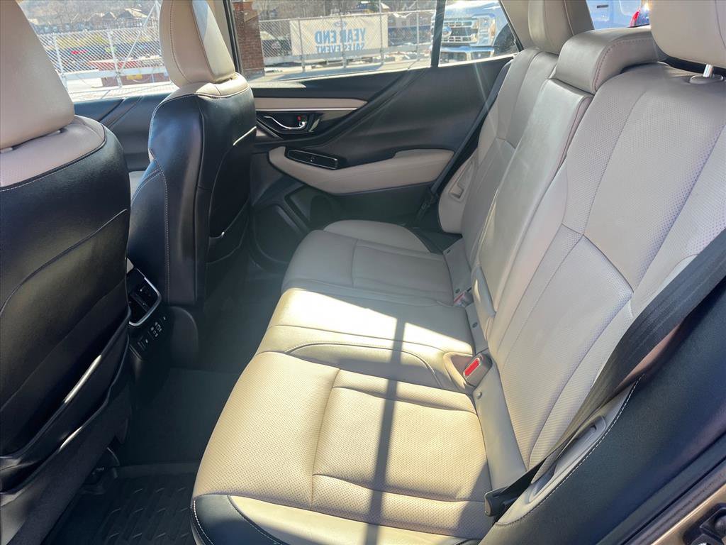 Used 2023 Subaru Outback Limited w/ Popular Package #2 image 19