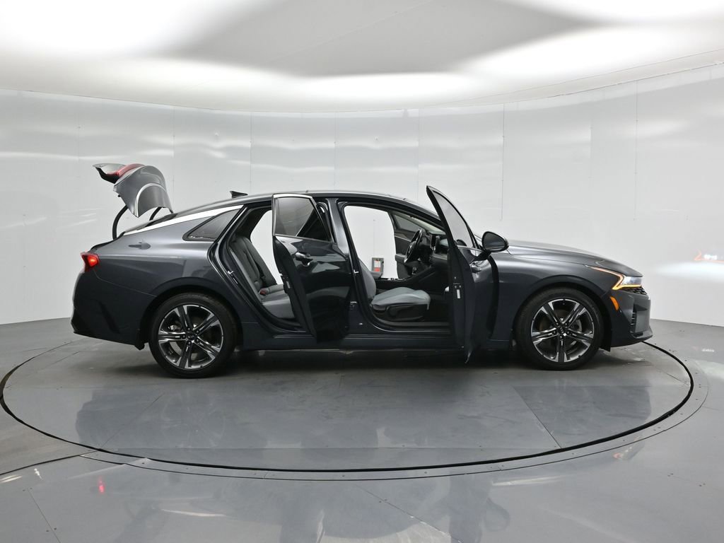 Used 2021 Kia K5 EX image 5