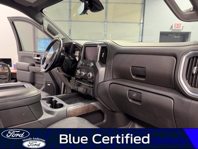 Used 2022 GMC Sierra 3500 Denali w/ Denali Ultimate Package AWD/4WD image 27