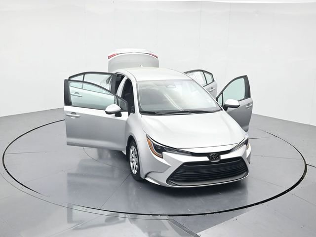 Used 2024 Toyota Corolla LE FWD image 48