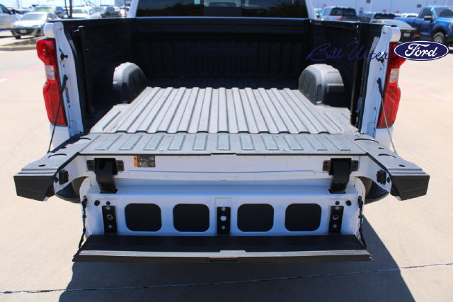 Used 2024 Chevrolet Silverado 1500 ZR2 w/ Technology Package AWD/4WD image 15