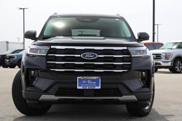 Certified 2025 Ford Explorer Active w/ Active Comfort Package AWD/4WD image 2