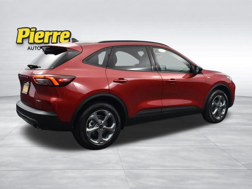 Certified 2025 Ford Escape ST-Line image 5