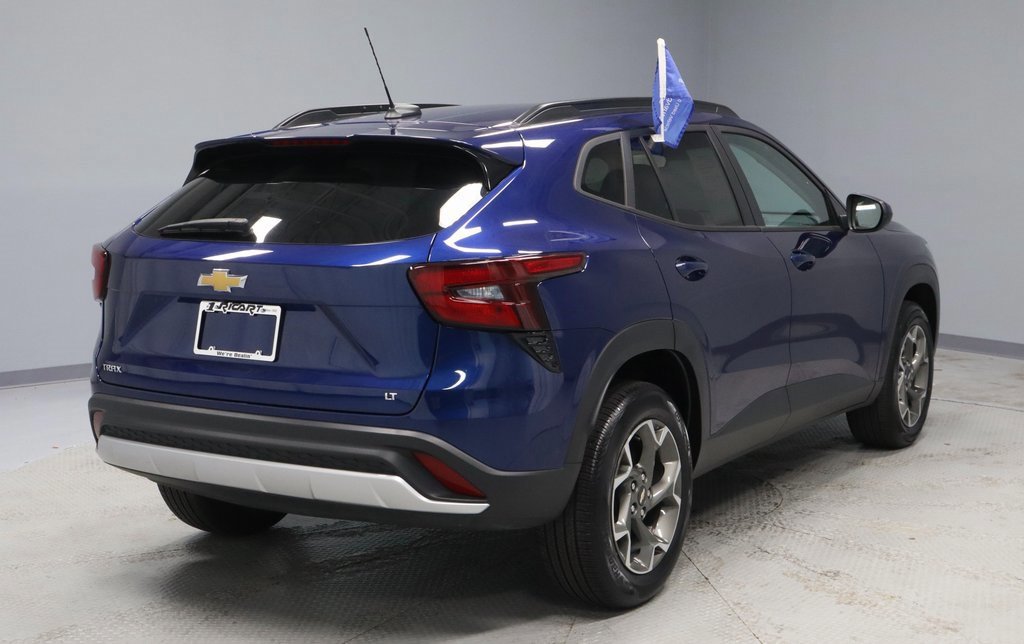 Used 2024 Chevrolet Trax LT image 5