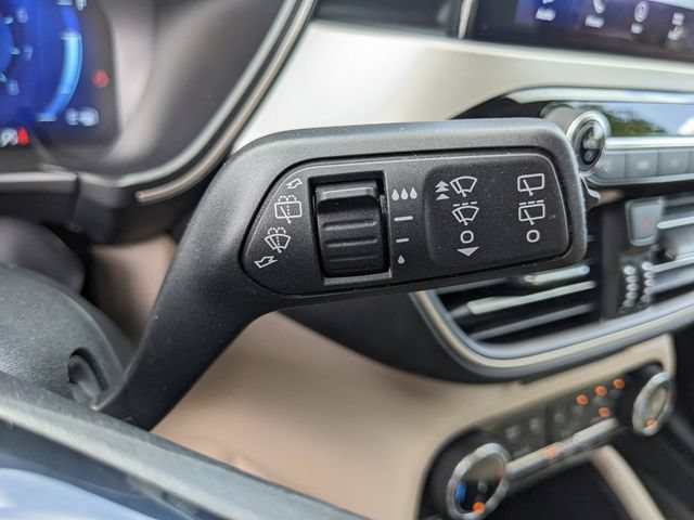 Certified 2022 Ford Escape SEL w/ Technology Package AWD/4WD image 27