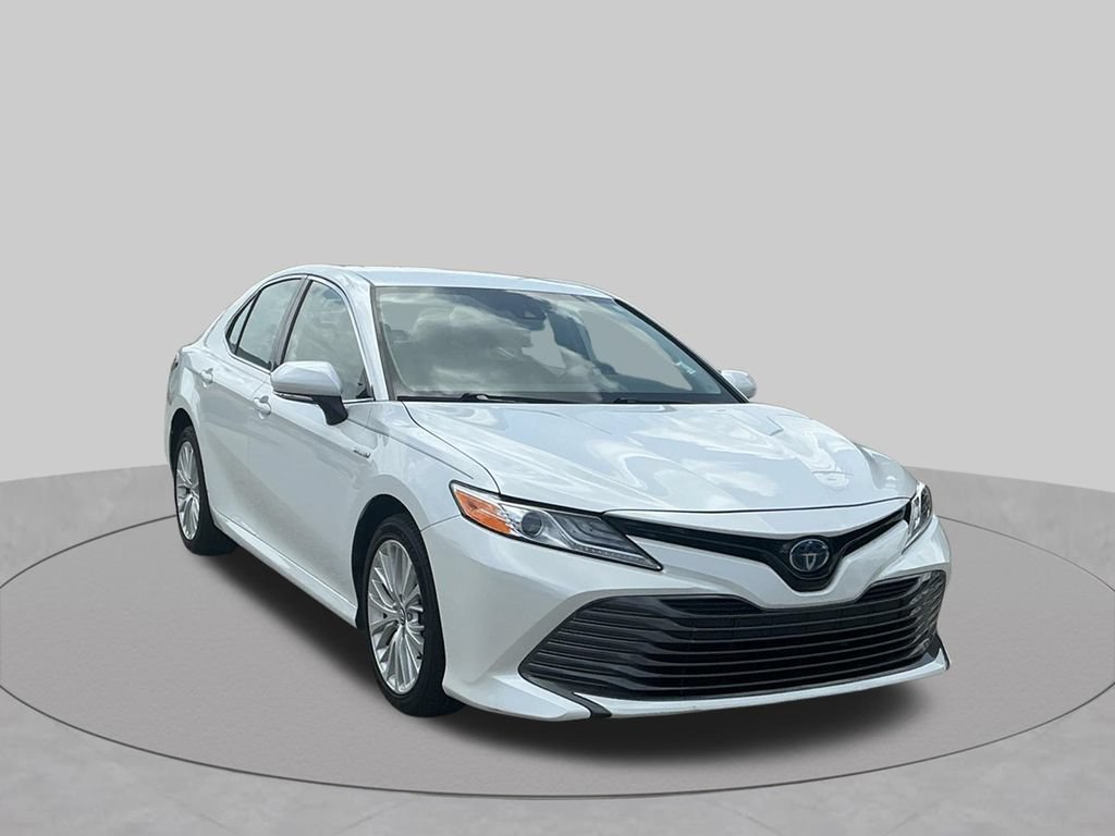 Used 2020 Toyota Camry XLE FWD image 16