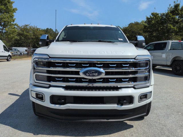 Certified 2025 Ford F450 Platinum w/ Platinum Plus Package AWD/4WD image 9