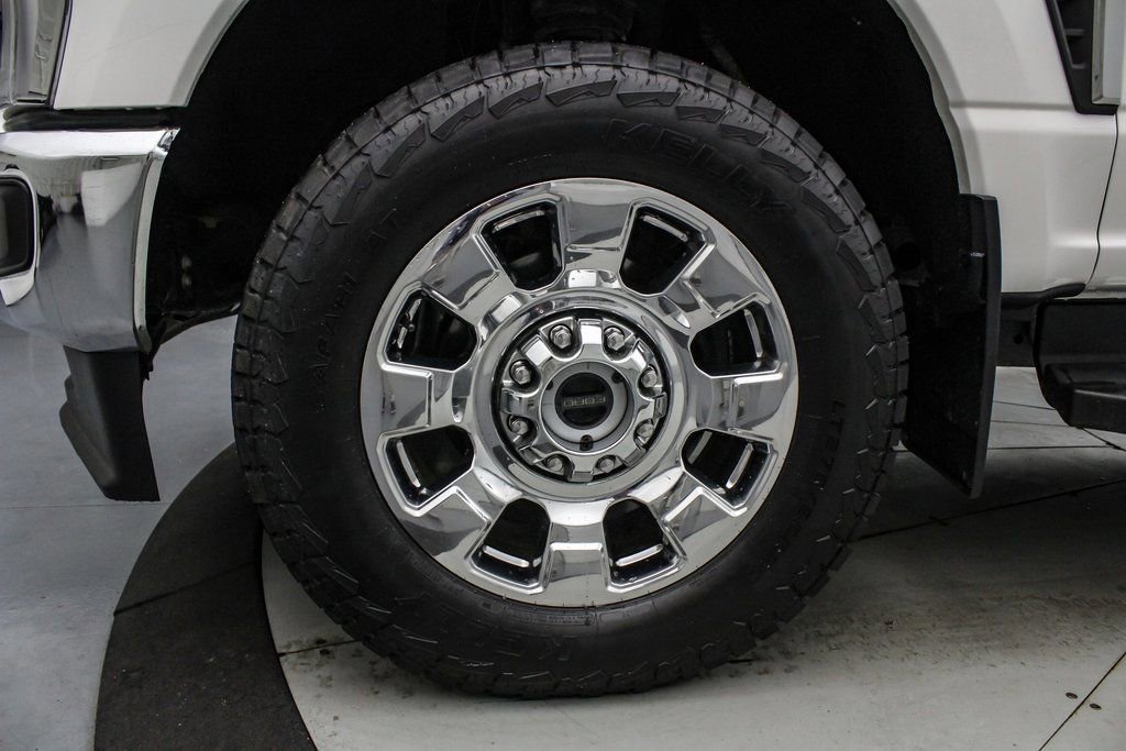 Certified 2023 Ford F250 Lariat w/ Chrome Package image 11