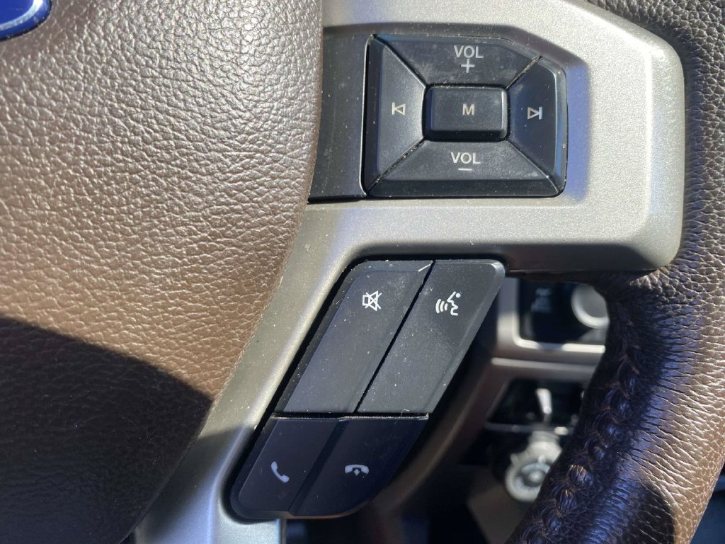 Certified 2022 Ford F250 King Ranch w/ Chrome Package AWD/4WD image 21
