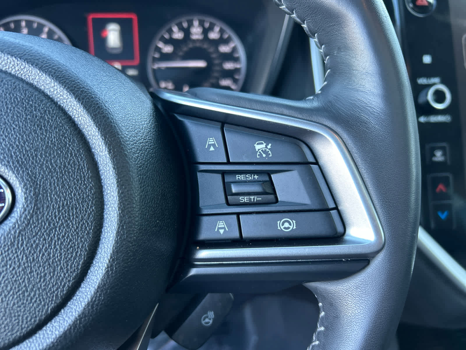 Used 2024 Subaru Ascent Touring image 34