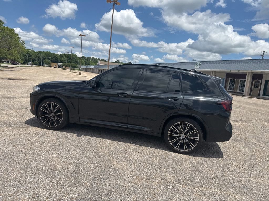 Used 2022 BMW X3 sDrive30i w/ M Sport Package 2 RWD image 10
