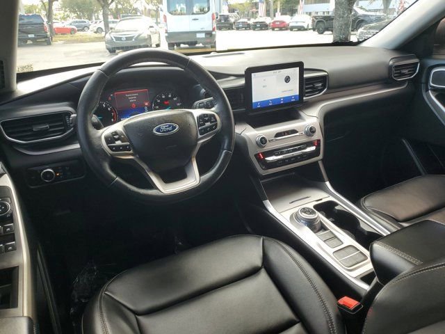 Certified 2023 Ford Explorer XLT w/ Equipment Group 202A image 13