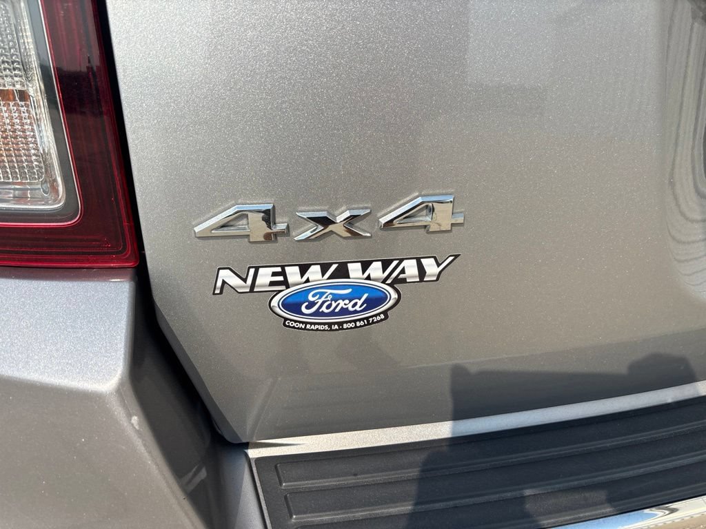 Used 2017 Jeep Compass High Altitude AWD/4WD image 9