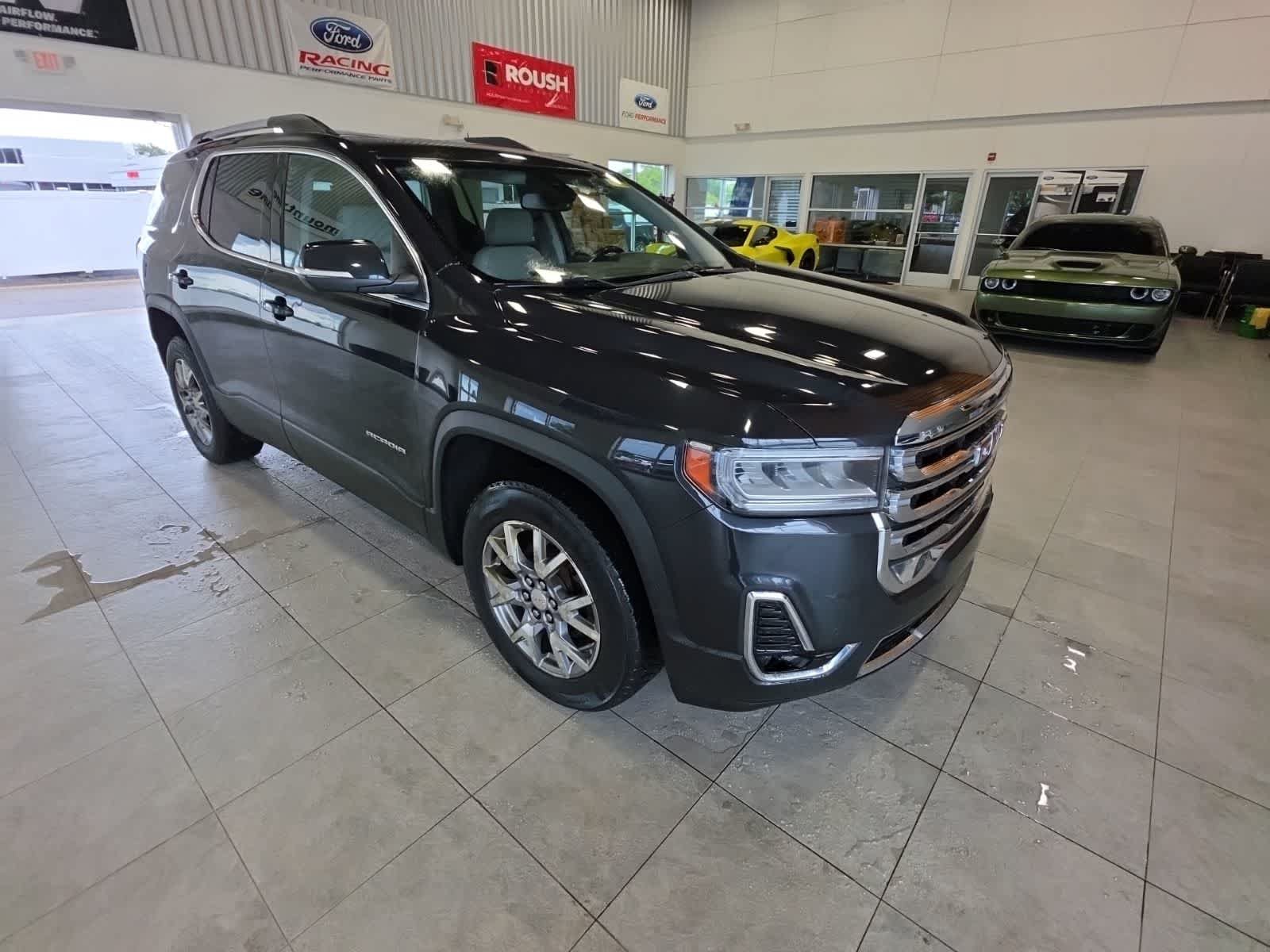 Used 2020 GMC Acadia SLT w/ GMC Pro Grade Package AWD/4WD image 5
