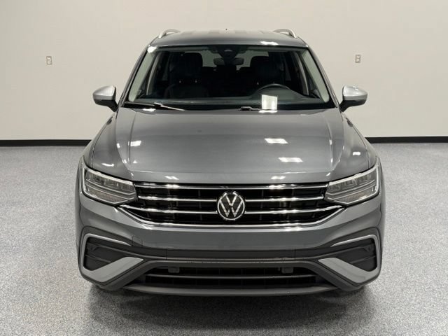 Used 2024 Volkswagen Tiguan Wolfsburg Edition FWD image 3