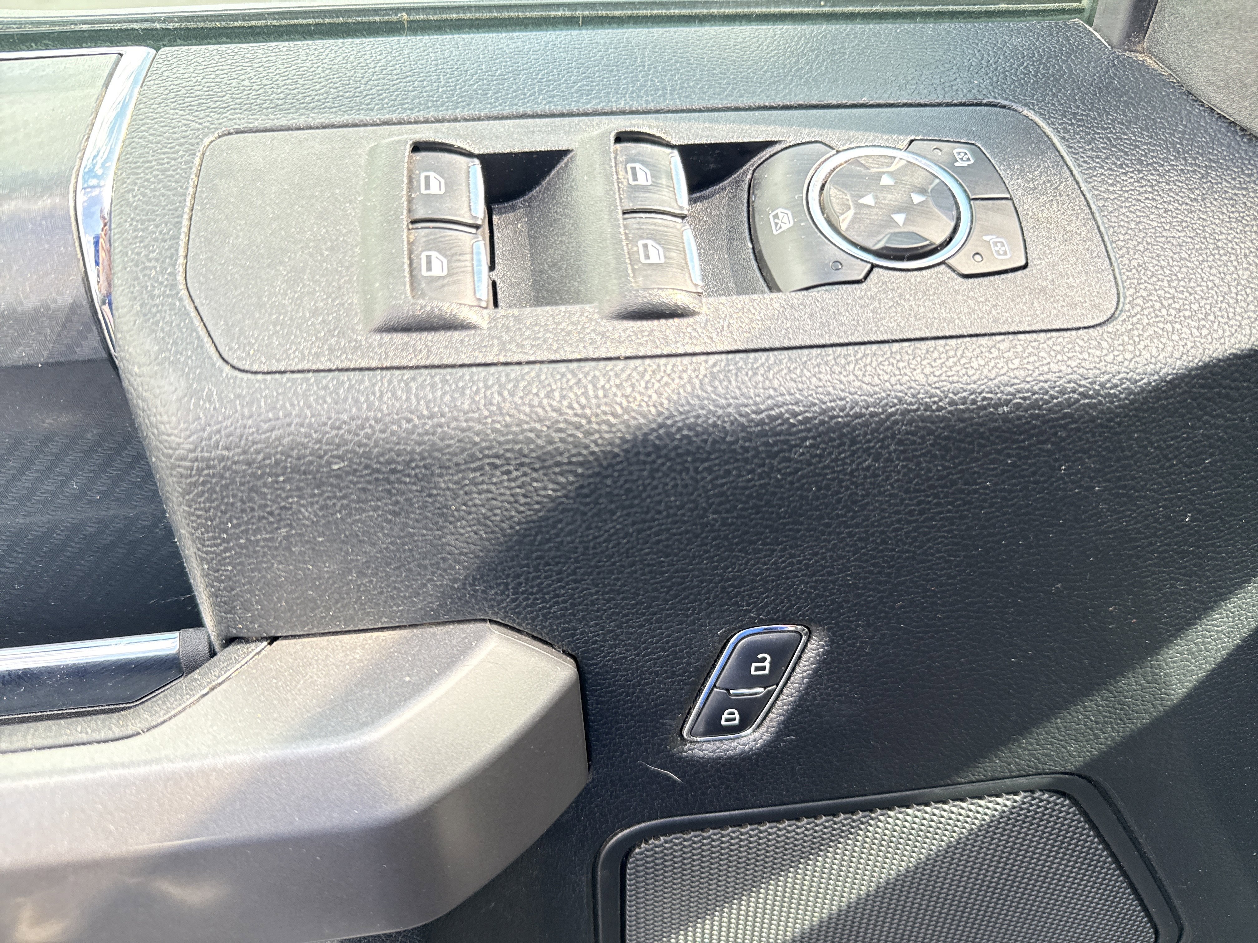 Certified 2019 Ford F150 XLT w/ Equipment Group 302A Luxury AWD/4WD image 20