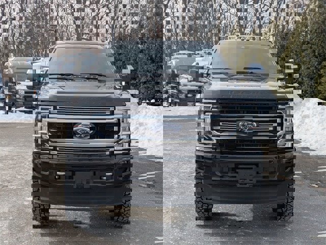 Certified 2020 Ford F350 Platinum w/ FX4 Off-Road Package image 9