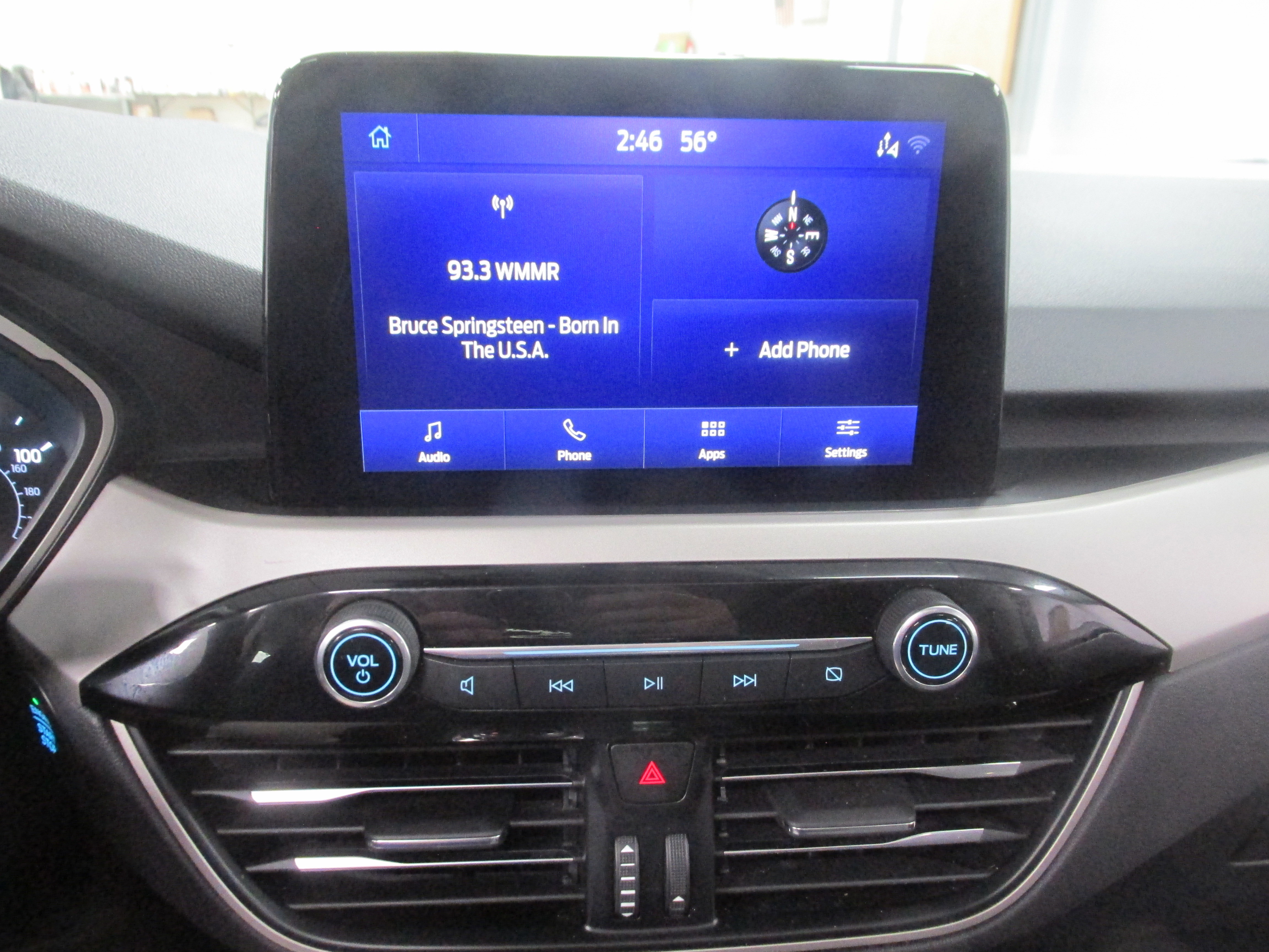 Certified 2021 Ford Escape SE w/ SE Sport Appearance Package image 34