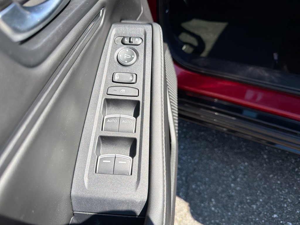 Used 2025 Honda Accord Sport image 21