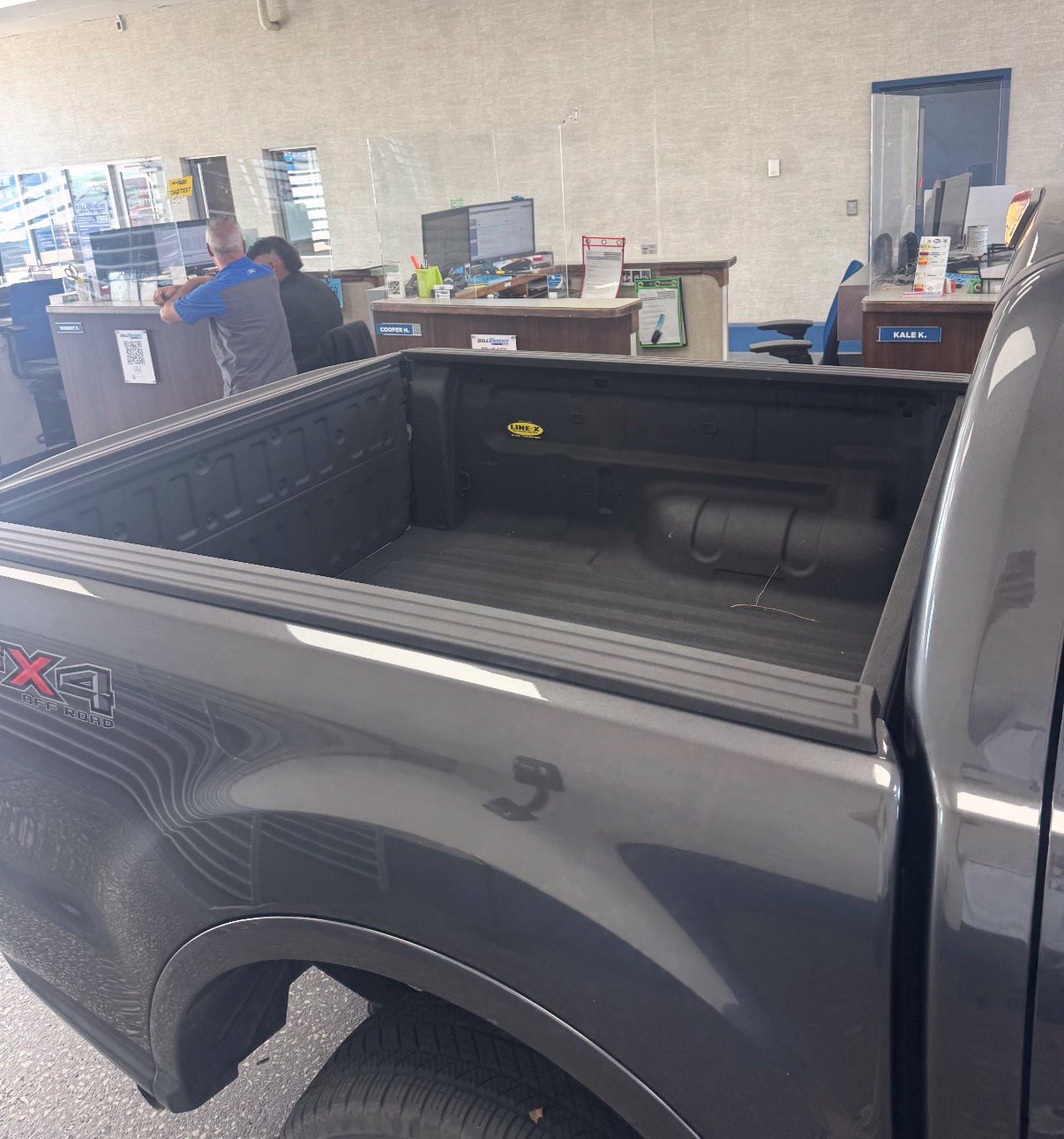 Certified 2019 Ford Ranger XLT w/ FX4 Off-Road Package AWD/4WD image 4