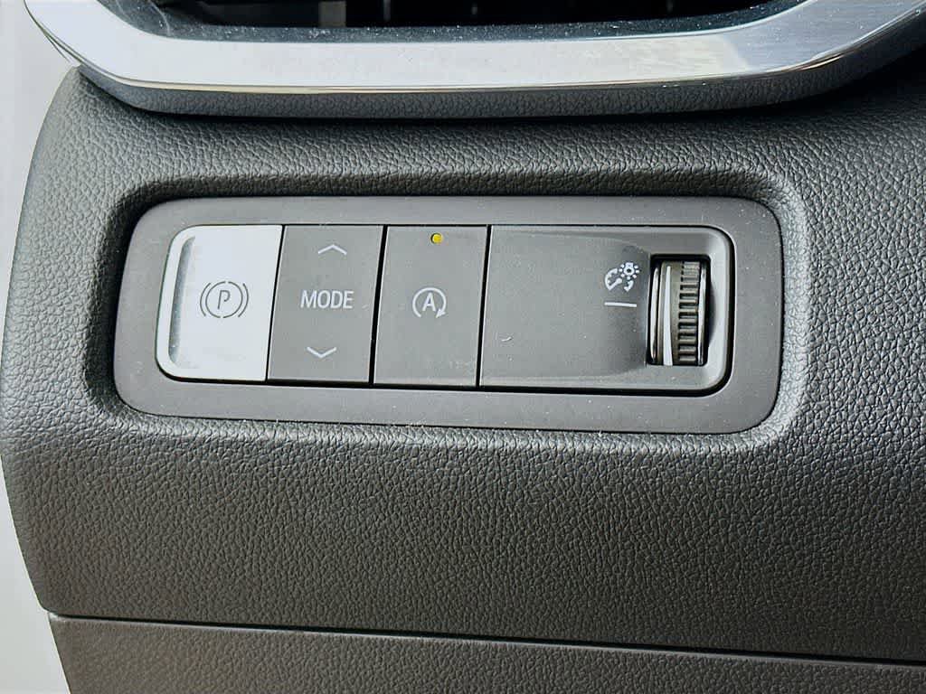 Used 2025 GMC Acadia Elevation FWD image 27
