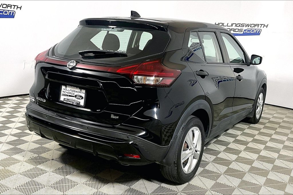 Used 2021 Nissan Kicks S FWD image 9