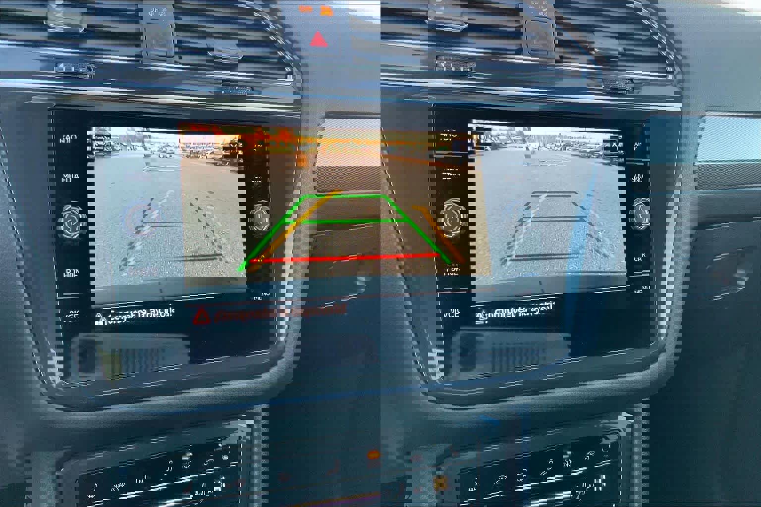 Used 2024 Volkswagen Tiguan SE image 26