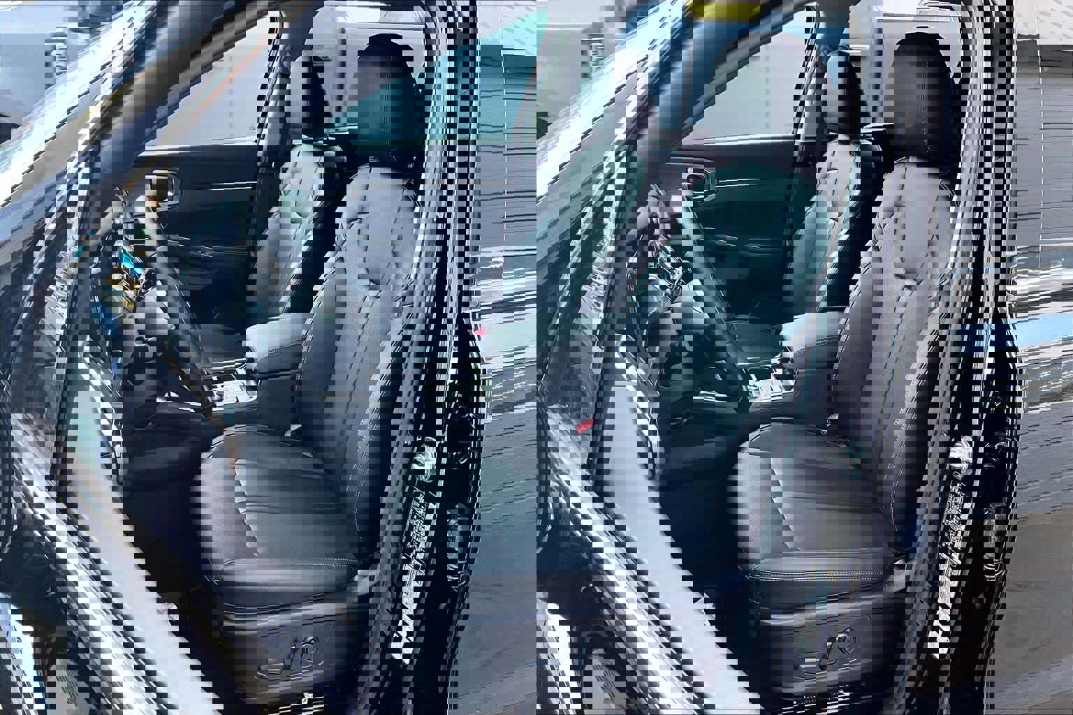 Used 2022 Kia Sorento S image 12