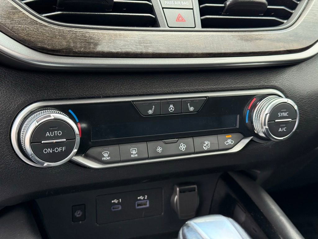 Used 2023 Nissan Altima 2.5 SL FWD image 11