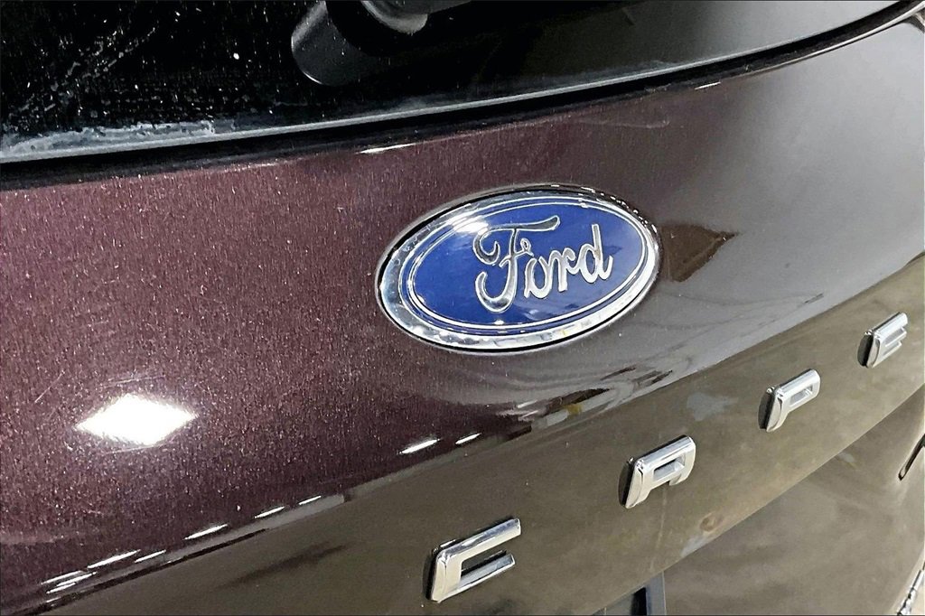 Certified 2023 Ford Escape ST-Line w/ Tech Pack #1 image 31