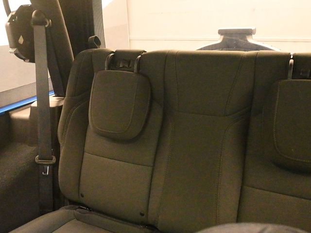 Used 2022 Jeep Wrangler Sport S image 19