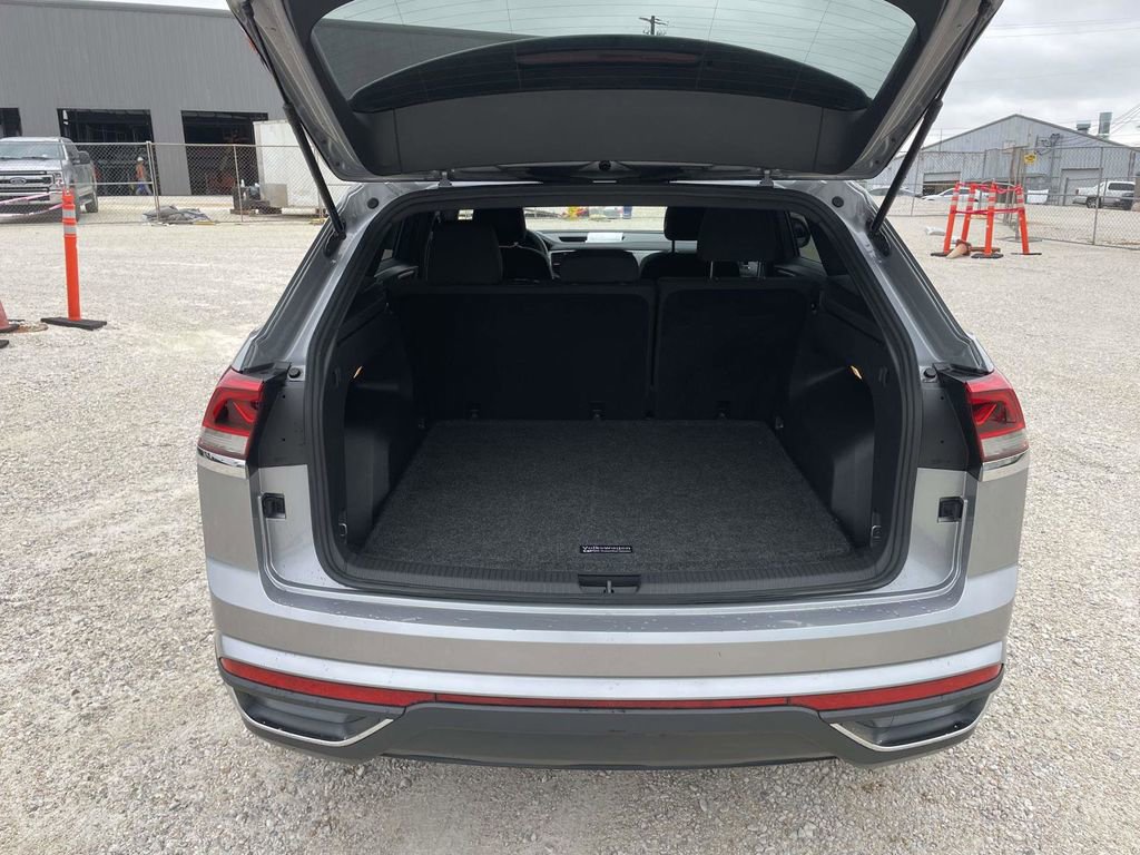 Used 2020 Volkswagen Atlas Cross Sport S FWD image 10