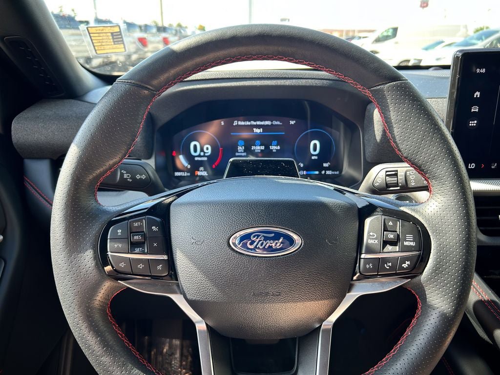 Certified 2025 Ford Explorer ST-Line w/ ST-Line Street Pack AWD/4WD image 33