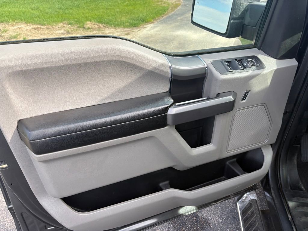 Certified 2019 Ford F150 XLT w/ Equipment Group 302A Luxury AWD/4WD image 10