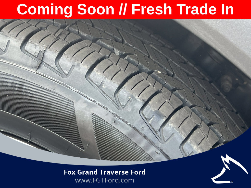 Certified 2025 Ford Escape ST-Line Select AWD/4WD image 8